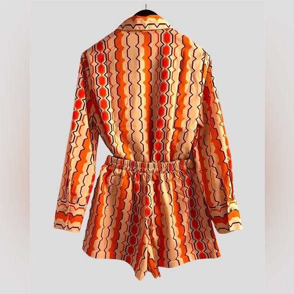 SHEIN Matching Set. Shorts & Shirt. - Picture 4 of 5